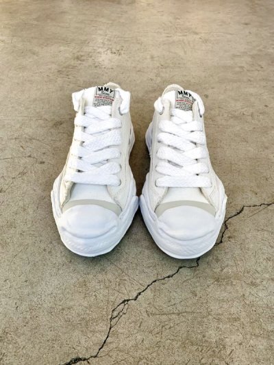 画像1: Maison MIHARA YASUHIRO ("HANK" OG SOLE CANVAS LOW SNEAKER) WHITE